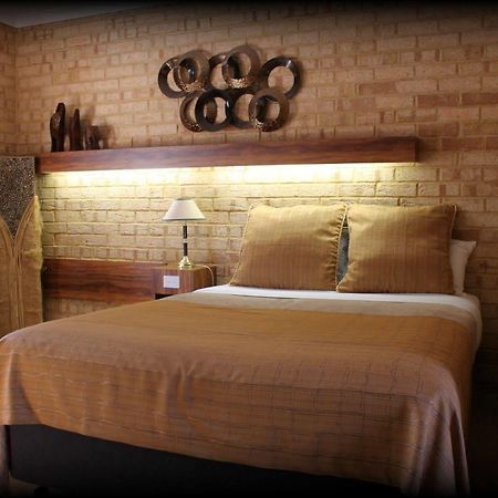 York's Boutique Motel Extérieur photo