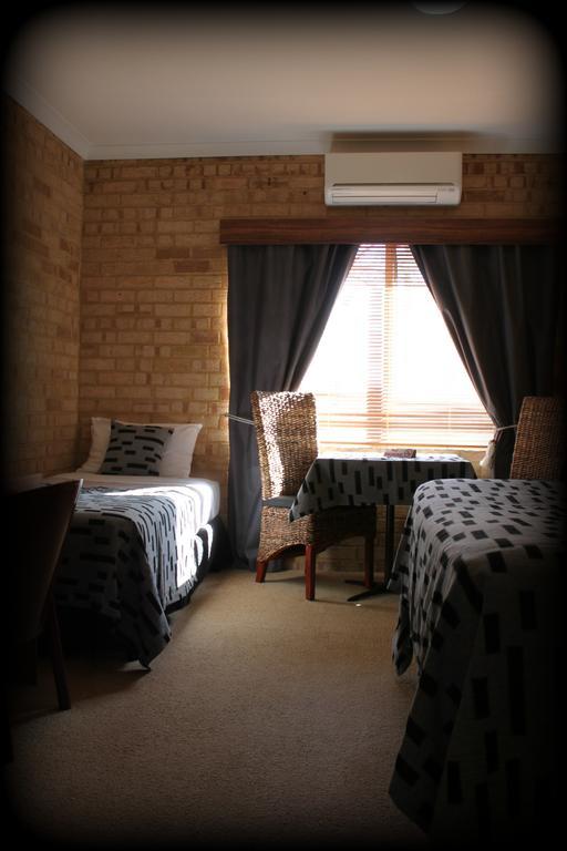 York's Boutique Motel Extérieur photo